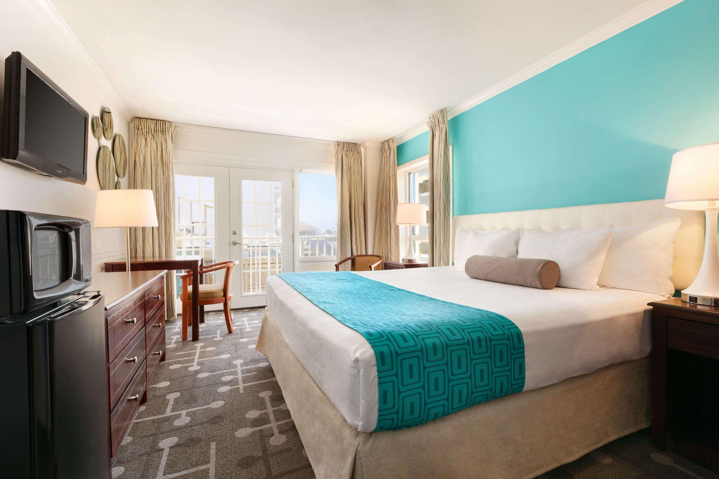 Howard Johnson Plaza By Wyndham Ocean City Oceanfront Экстерьер фото