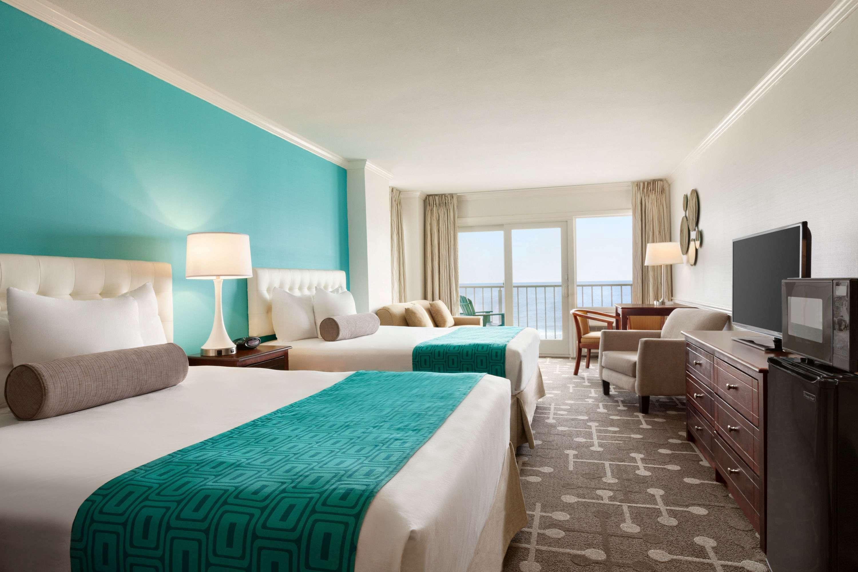 Howard Johnson Plaza By Wyndham Ocean City Oceanfront Экстерьер фото