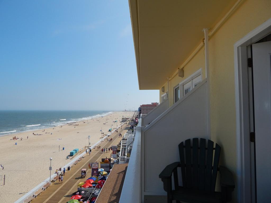 Howard Johnson Plaza By Wyndham Ocean City Oceanfront Экстерьер фото