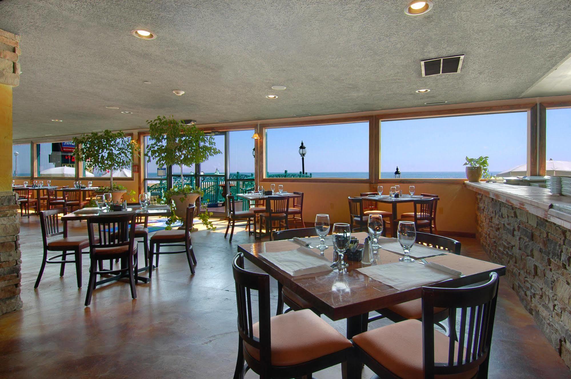 Howard Johnson Plaza By Wyndham Ocean City Oceanfront Ресторан фото